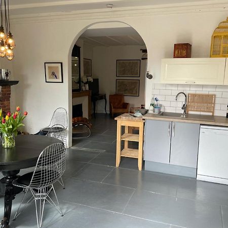 Maison Hirondelles Gites Mezieres-sur-Issoire Екстер'єр фото