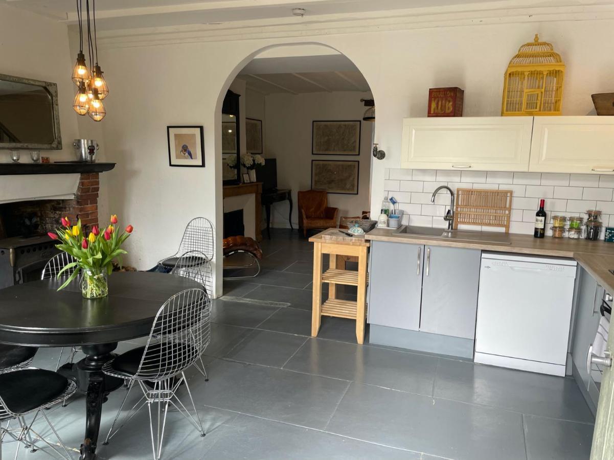 Maison Hirondelles Gites Mezieres-sur-Issoire Екстер'єр фото