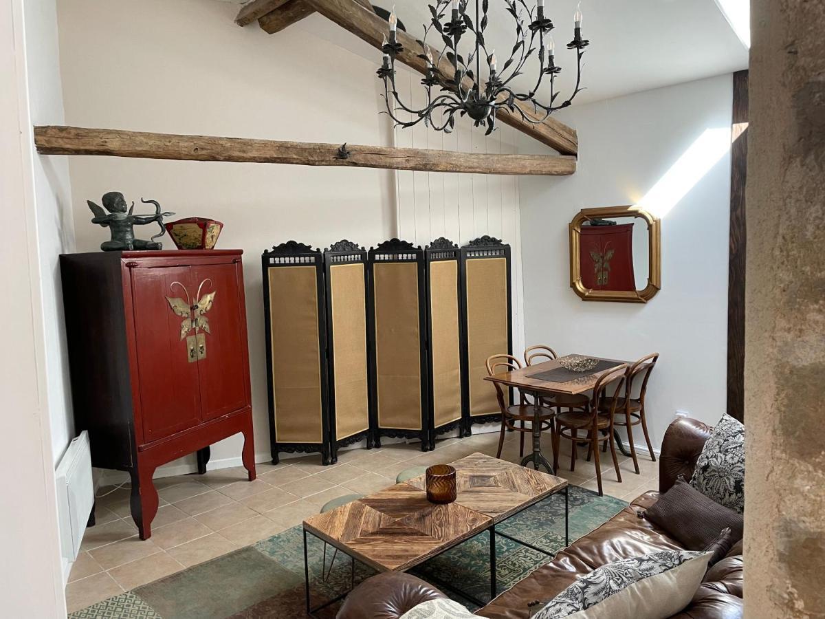 Maison Hirondelles Gites Mezieres-sur-Issoire Екстер'єр фото